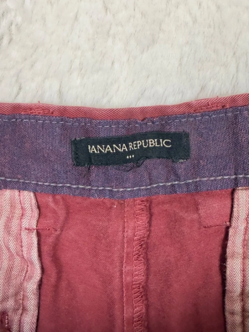 Banana Republic City Short in Red Heather Cotton 10